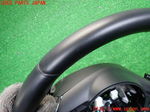 2UPJ-26477855]CX-5(KF2P)ステアリングホイール 中古_m0003.jpg