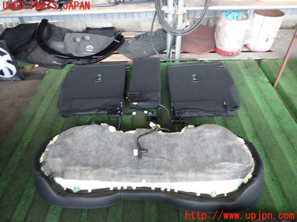 2UPJ-26477385]CX-5(KF2P)リアシート 中古_m0004.jpg