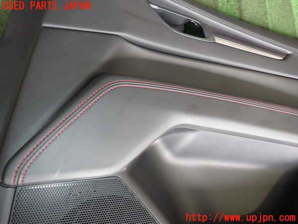 2UPJ-26471234]CX-5(KF2P)右前ドア内張り 中古_m0003.jpg