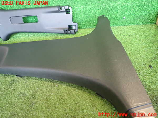 2UPJ-26477665]CX-5(KF2P)右センターピラートリム 中古_m0002.jpg