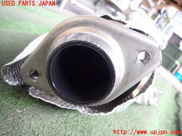 2UPJ-26482041]ヤリス(YARIS) ハイブリッド(MXPH15)エキマニ1 中古_m0004.jpg