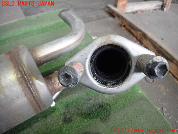2UPJ-26482671]ヤリス(YARIS) ハイブリッド(MXPH15)リアマフラー1 中古_m0004.jpg