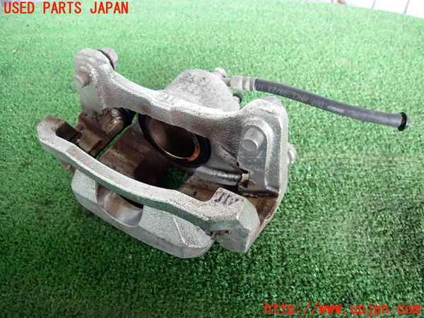 2UPJ-26484080]ヤリス(YARIS) ハイブリッド(MXPH15)右フロントキャリパー 中古_m0002.jpg