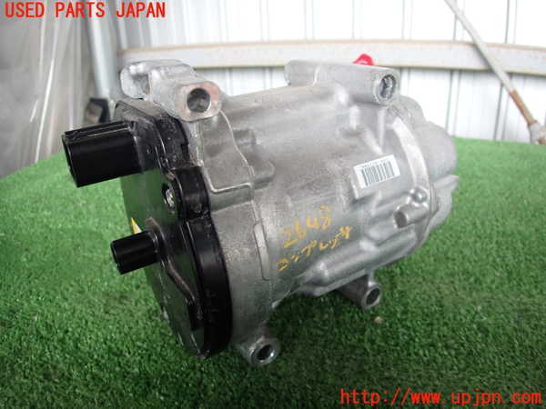 2UPJ-26486025]ヤリス(YARIS) ハイブリッド(MXPH15)エアコンコンプレッサー 中古_m0001.jpg