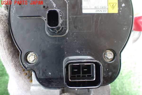 2UPJ-26486025]ヤリス(YARIS) ハイブリッド(MXPH15)エアコンコンプレッサー 中古_m0004.jpg