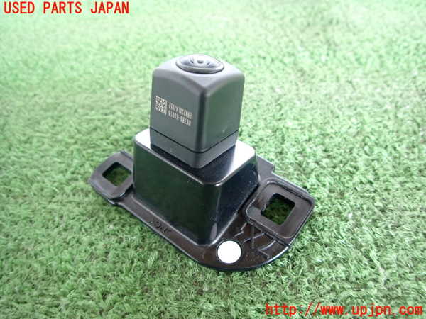 2UPJ-26486680]ヤリス(YARIS) ハイブリッド(MXPH15)バックカメラ 中古_m0002.jpg