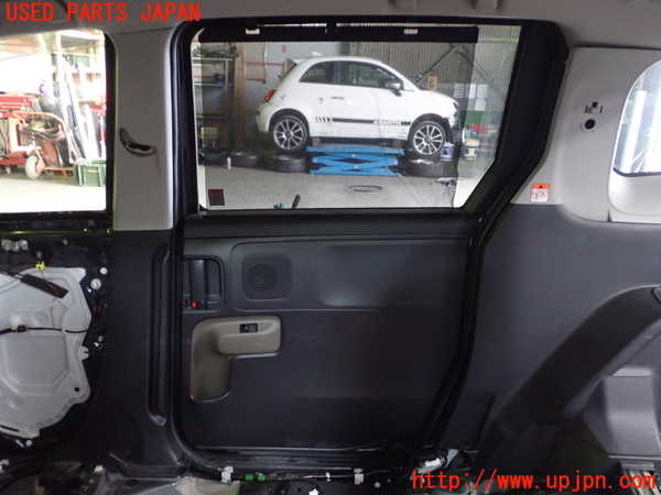 5UPJ-26501290]シエンタハイブリッド(MXPL10G)右後ドア 中古_m0004.jpg