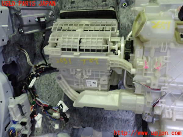 1UPJ-26516095]レクサス・RX200t(AGL20W)ブロアファン(ブロアーファン) 中古_m0001.jpg