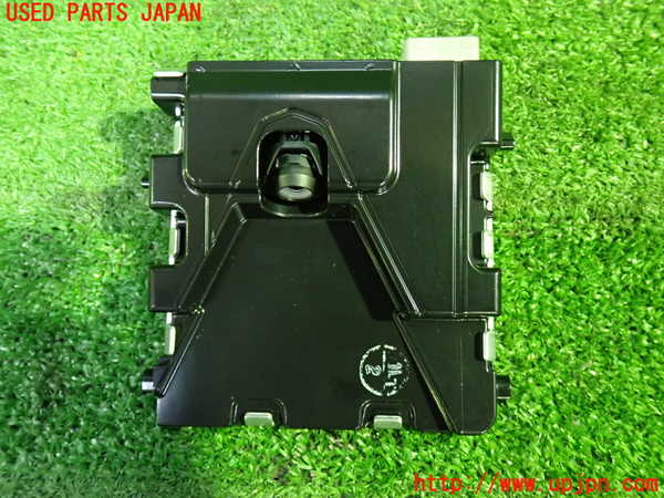 5UPJ-26516382]レクサス・RX200t(AGL20W)センサー2 中古_m0002.jpg