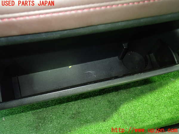 1UPJ-26511264]レクサス・RX200t(AGL20W)左前ドア内張り 中古_m0003.jpg