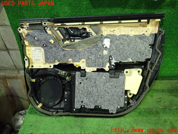 1UPJ-26511264]レクサス・RX200t(AGL20W)左前ドア内張り 中古_m0005.jpg