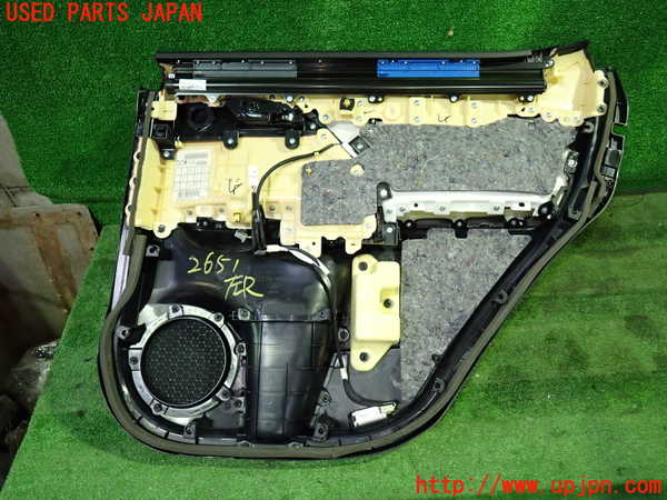 1UPJ-26511324]レクサス・RX200t(AGL20W)左後ドア内張り 中古_m0004.jpg