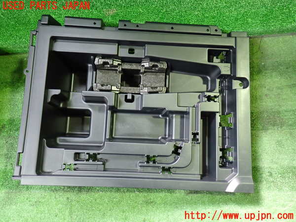 1UPJ-26517772]レクサス・RX200t(AGL20W)ラゲッジトレイ2 中古_m0001.jpg