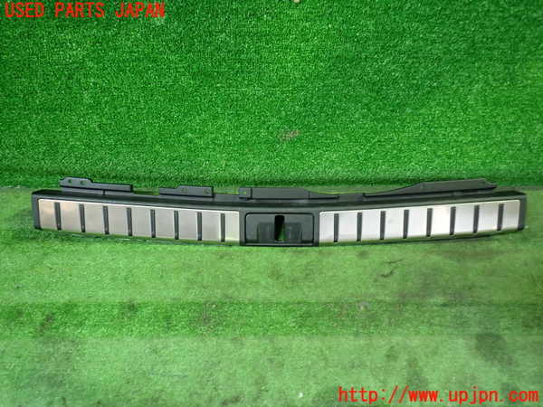 5UPJ-26517740]レクサス・RX200t(AGL20W)スカッフプレート 中古_m0002.jpg