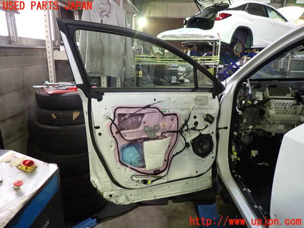 5UPJ-26521260]レクサス・NX200t(AGZ10)左前ドア 43R-00035 ジャンク部品取り_m0005.jpg