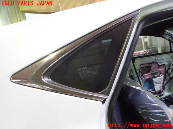 5UPJ-26521380]レクサス・NX200t(AGZ10)右クォーターガラス 43R-005844 中古_m0001.jpg