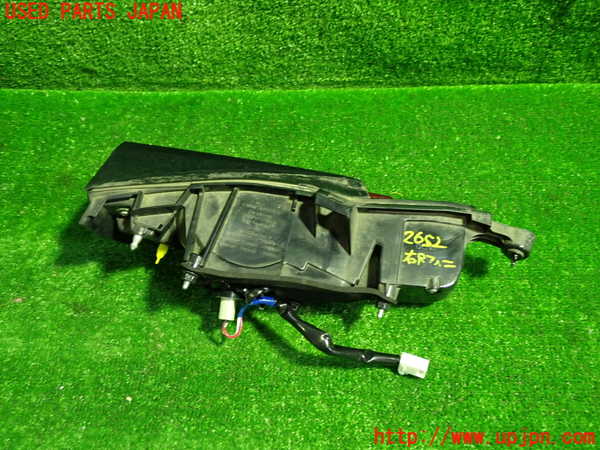 1UPJ-26521550]レクサス・NX200t(AGZ10)右リアフィニッシャー 中古_m0004.jpg