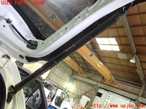 5UPJ-26521584]レクサス・NX200t(AGZ10)リアゲートダンパー 中古_m0001.jpg