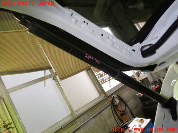 5UPJ-26521584]レクサス・NX200t(AGZ10)リアゲートダンパー 中古_m0002.jpg