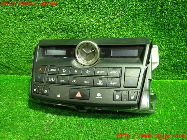 5UPJ-26526066]レクサス・NX200t(AGZ10)エアコンスイッチ1 中古_m0001.jpg
