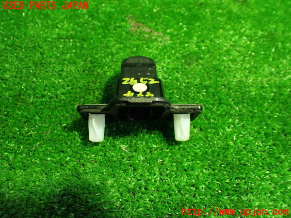 5UPJ-26526680]レクサス・NX200t(AGZ10)バックカメラ 中古_m0004.jpg