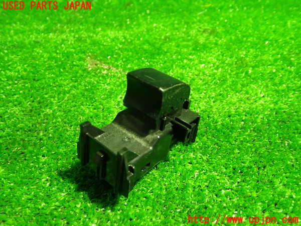 5UPJ-26526245]レクサス・NX200t(AGZ10)左前パワーウィンドウスイッチ 中古_m0002.jpg