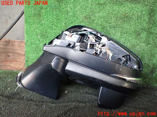 1UPJ-26531212]ハリアー(MXUA80)左ドアミラー 中古_m0001.jpg