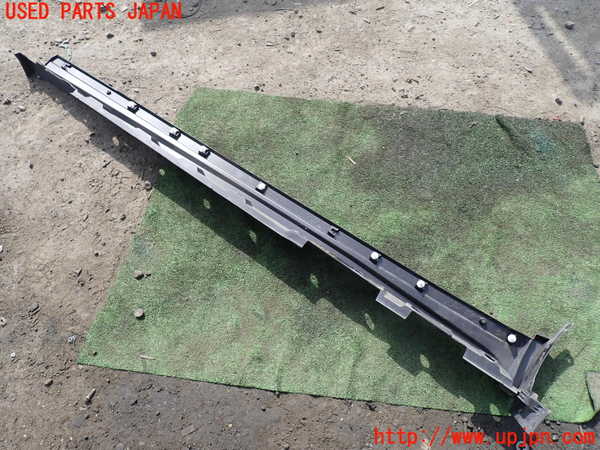 1UPJ-26531390]ハリアー(MXUA80)右サイドステップ 中古_m0003.jpg