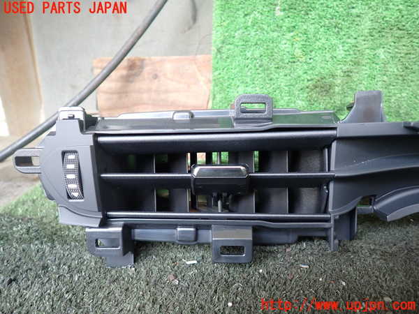 1UPJ-26537527]ハリアー(MXUA80)エアコン吹き出し口2 (左) 中古_m0002.jpg