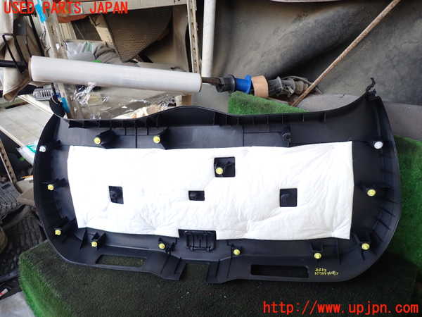 1UPJ-26531578]ハリアー(MXUA80)バックドア内張り 中古_m0002.jpg