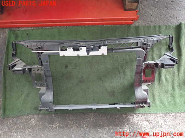 2UPJ-26541041]アウディ・TT クーペ(8JCDA)コアサポート 中古_m0001.jpg