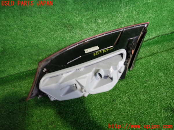 2UPJ-26541536]アウディ・TT クーペ(8JCDA)左テールランプ 中古_m0003.jpg