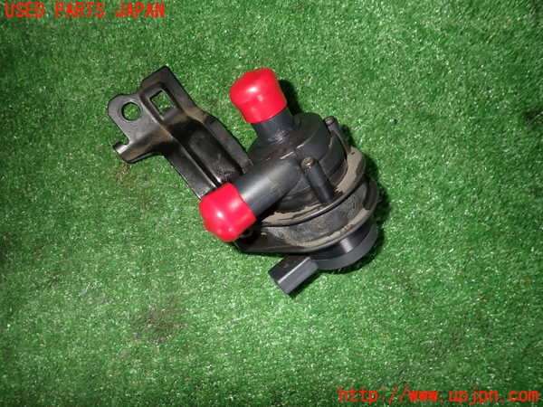 2UPJ-26542110]アウディ・TT クーペ(8JCDA)ウォーターポンプ 中古_m0001.jpg