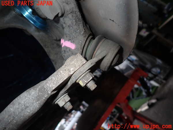 2UPJ-26544295]アウディ・TT クーペ(8JCDA)左フロントナックルハブ 中古_m0002.jpg