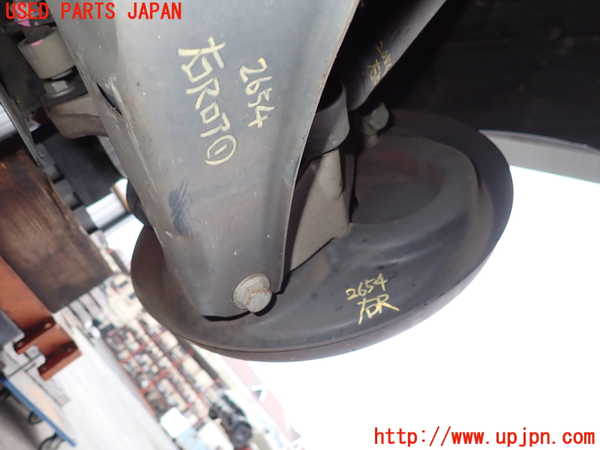 2UPJ-26544300]アウディ・TT クーペ(8JCDA)右リアナックルハブ 中古_m0001.jpg