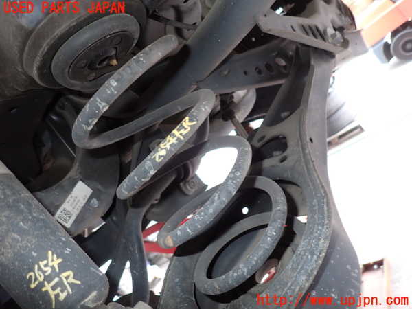 2UPJ-26545105]アウディ・TT クーペ(8JCDA)左リアスプリング 中古_m0001.jpg