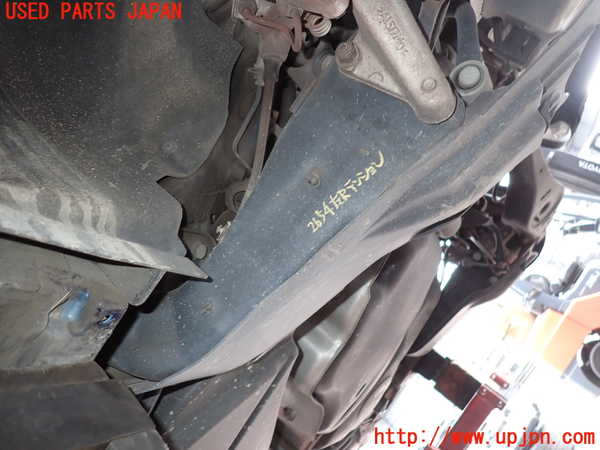 2UPJ-26545330]アウディ・TT クーペ(8JCDA)左リアテンションロッド 中古_m0001.jpg