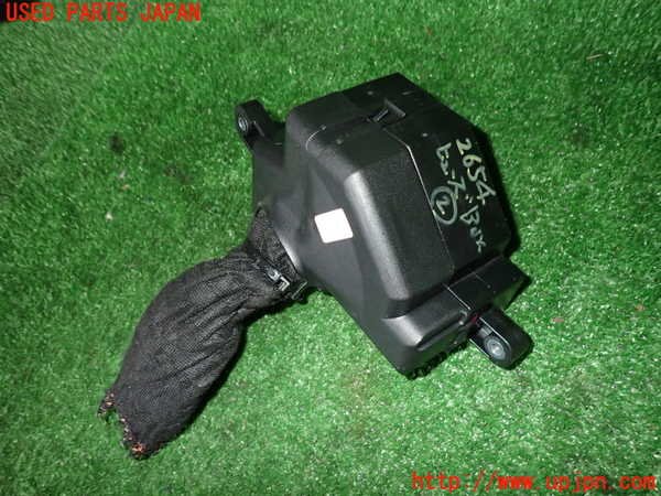 2UPJ-26546742]アウディ・TT クーペ(8JCDA)ヒューズボックス2 中古_m0002.jpg