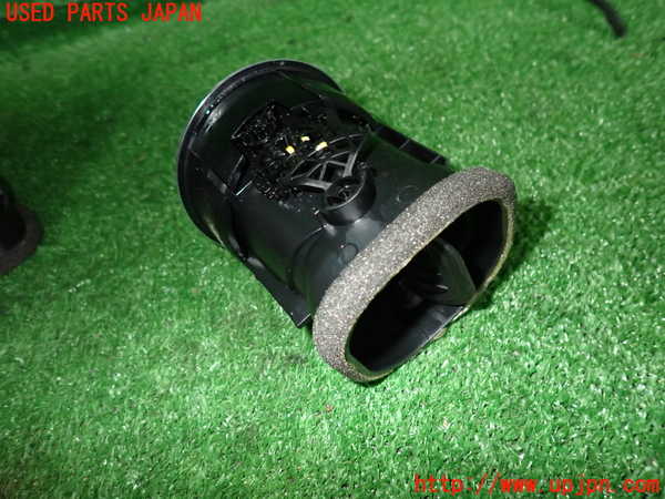 2UPJ-26547528]アウディ・TT クーペ(8JCDA)エアコン吹き出し口3 (左) 【ジャンク品】 中古_m0004.jpg