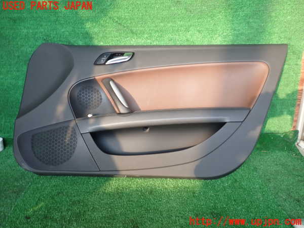 2UPJ-26541234]アウディ・TT クーペ(8JCDA)右ドア内張り 中古_m0001.jpg