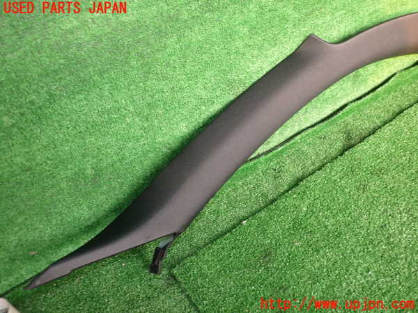 2UPJ-26547655]アウディ・TT クーペ(8JCDA)右フロントピラートリム 中古_m0002.jpg