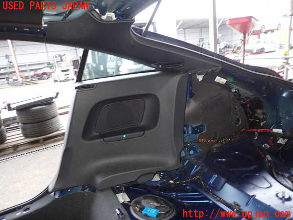 2UPJ-26547675]アウディ・TT クーペ(8JCDA)右リアピラートリム 中古_m0001.jpg