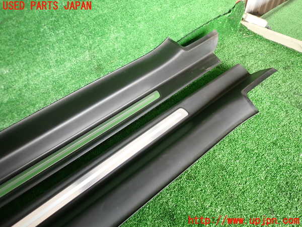 2UPJ-26547740]アウディ・TT クーペ(8JCDA)スカッフプレート 中古_m0002.jpg