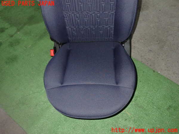 1UPJ-26557065]フィアット・500(31209)助手席シート 中古_m0003.jpg