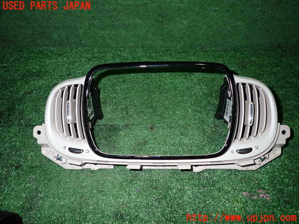 5UPJ-26557528]フィアット・500(31209)エアコン吹き出し口3 (真ん中) 中古_m0001.jpg