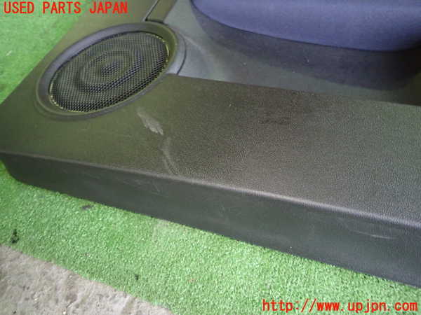 5UPJ-26551234]フィアット・500(31209)右ドア内張り 中古_m0002.jpg