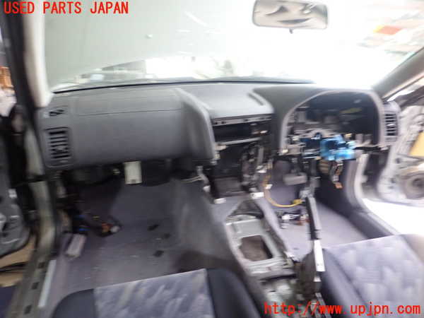 1UPJ-26567505]スカイライン(HR34)ダッシュボード 中古_m0001.jpg