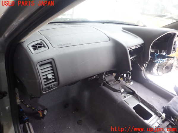 1UPJ-26567505]スカイライン(HR34)ダッシュボード 中古_m0002.jpg