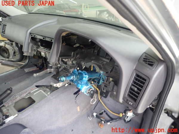 1UPJ-26567505]スカイライン(HR34)ダッシュボード 中古_m0003.jpg
