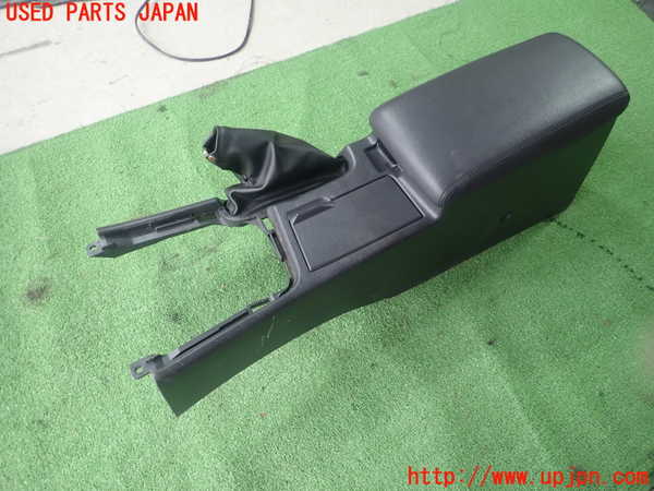 5UPJ-26567540]スカイライン(HR34)センターコンソール 中古_m0001.jpg